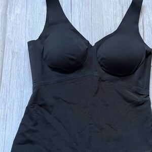 Honeylove Black Chemise Sleek Design Supportive Fit